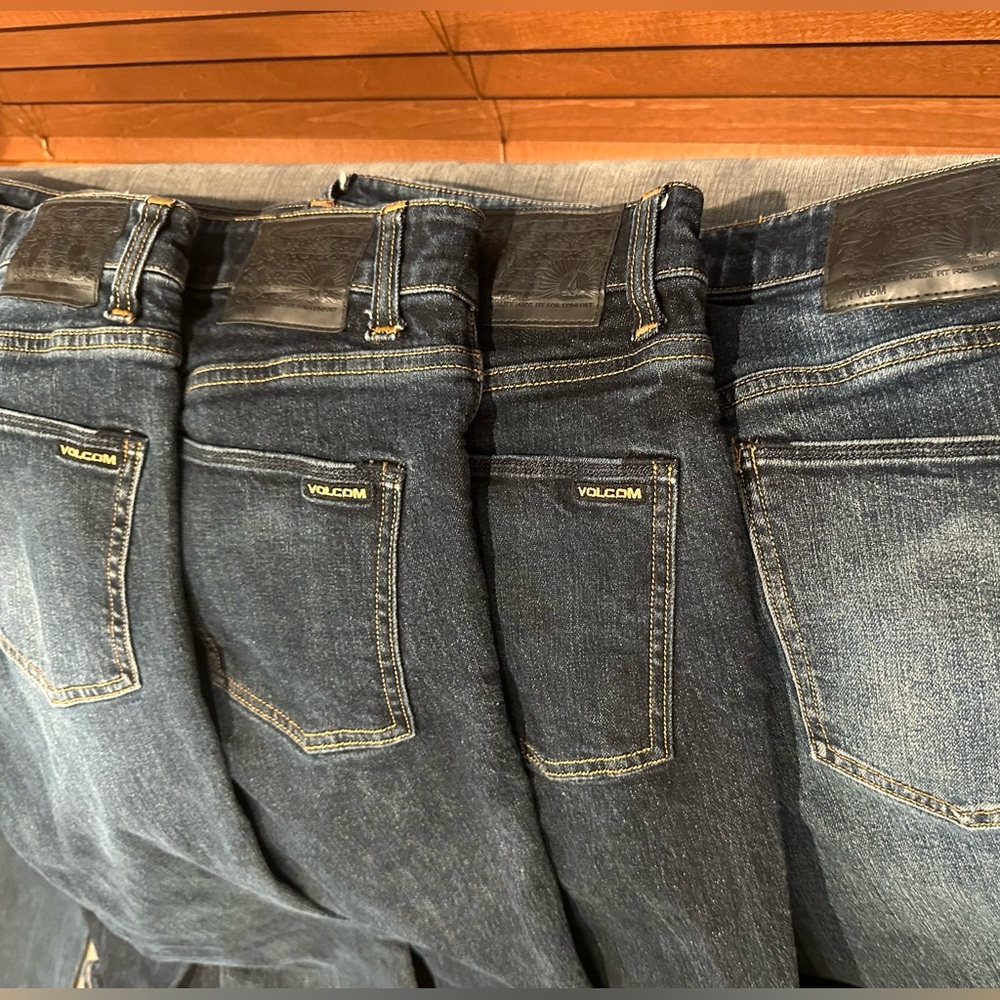 Volcom Jeans Lot (4 Pairs) Mens Size 30/30
